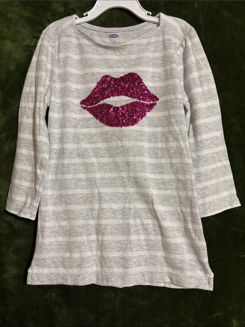 Old Navy White & Gray Striped Long-Sleeve Top with Pink Sequin Lips
